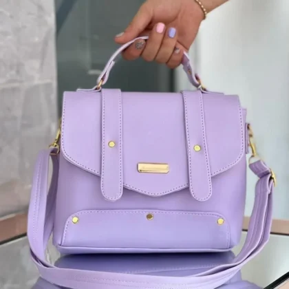 bolso tipo baul morado