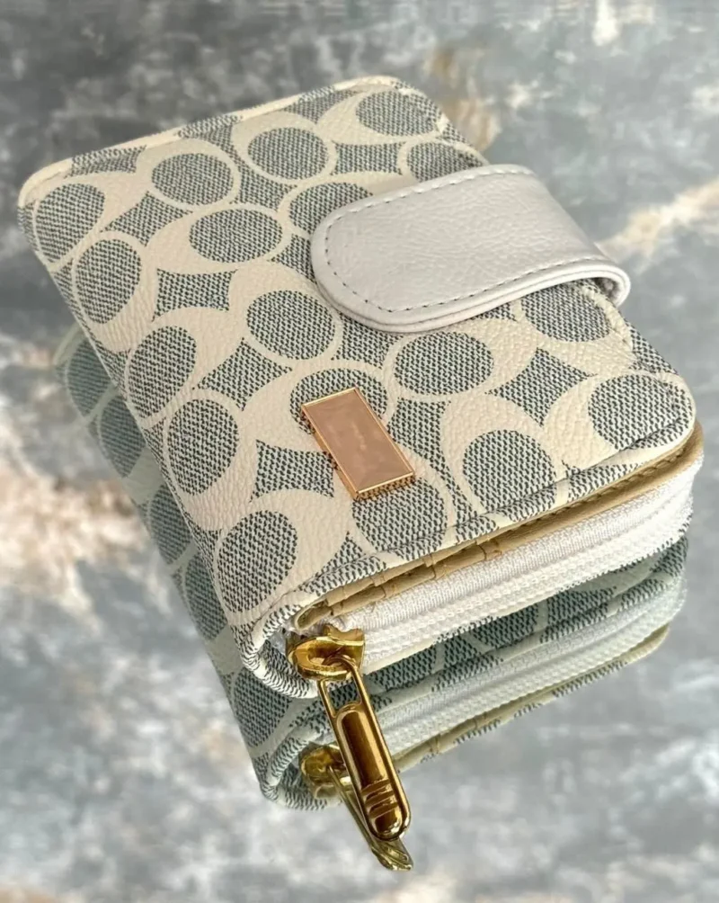 Billetera Corta Con Tapa Coach gris