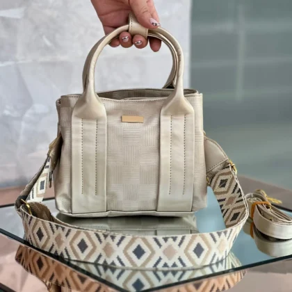 Bolso tipo tula Roma beige