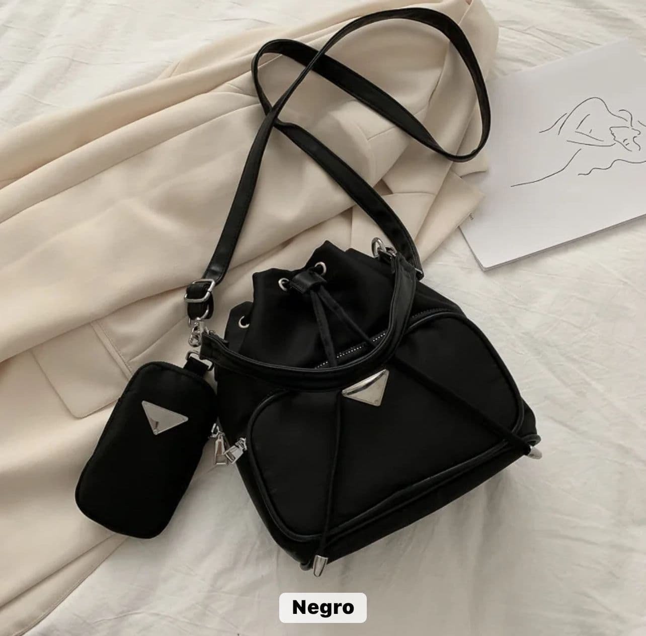 Bolso prada negro con monedero sale